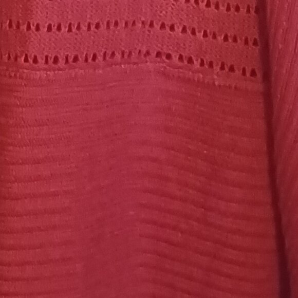 TahJay, Red Knit Tunic, Large - Picture 10 of 10